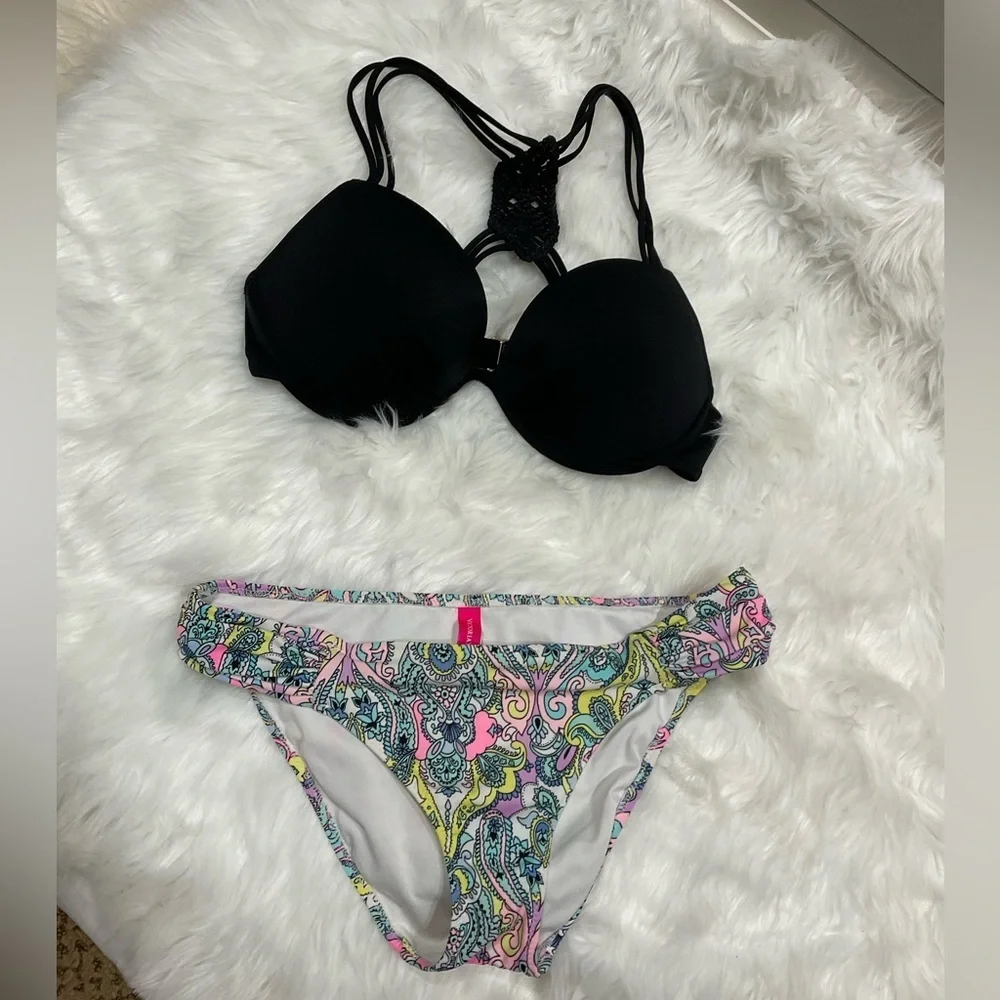 Vintage Victoria's Secret Black and Paisley Bikini Set